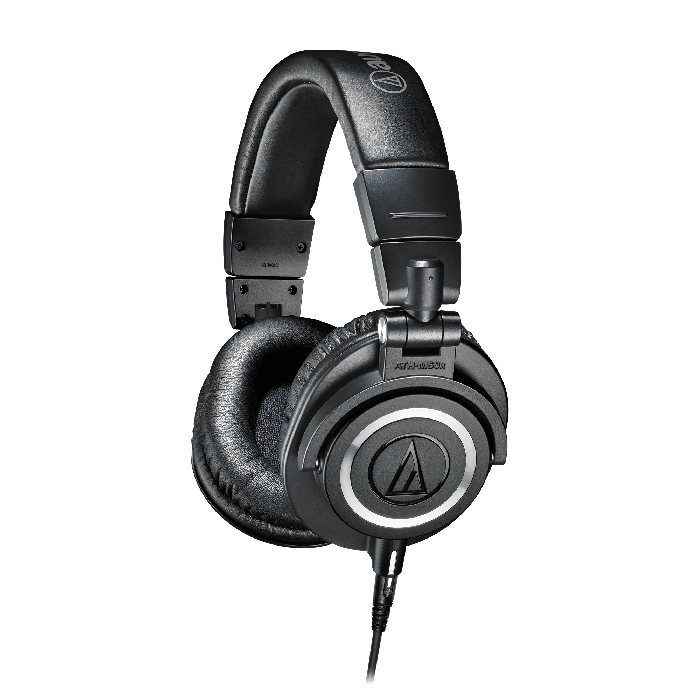 Črne zaprte monitor slušalke Audio-Technica ATH-M50x