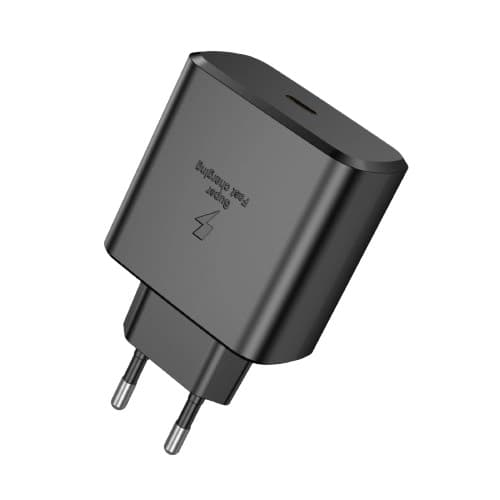 USB-C polnilnik MOONX MC08 črn, 45 W, pogled na priključek in evropski vtič