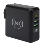 Manhattan 102452 z označeno brezžično polnilno površino in USB priključki